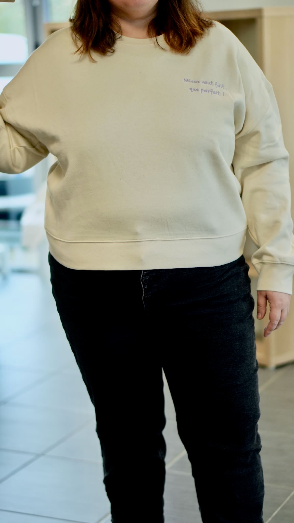 Sweat brodé femme &quot;Mieux vaut fait que parfait&quot; - Mauve