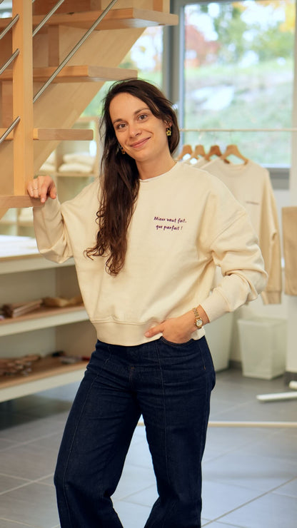 Sweat brodé femme &quot;Mieux vaut fait que parfait&quot; - Violet