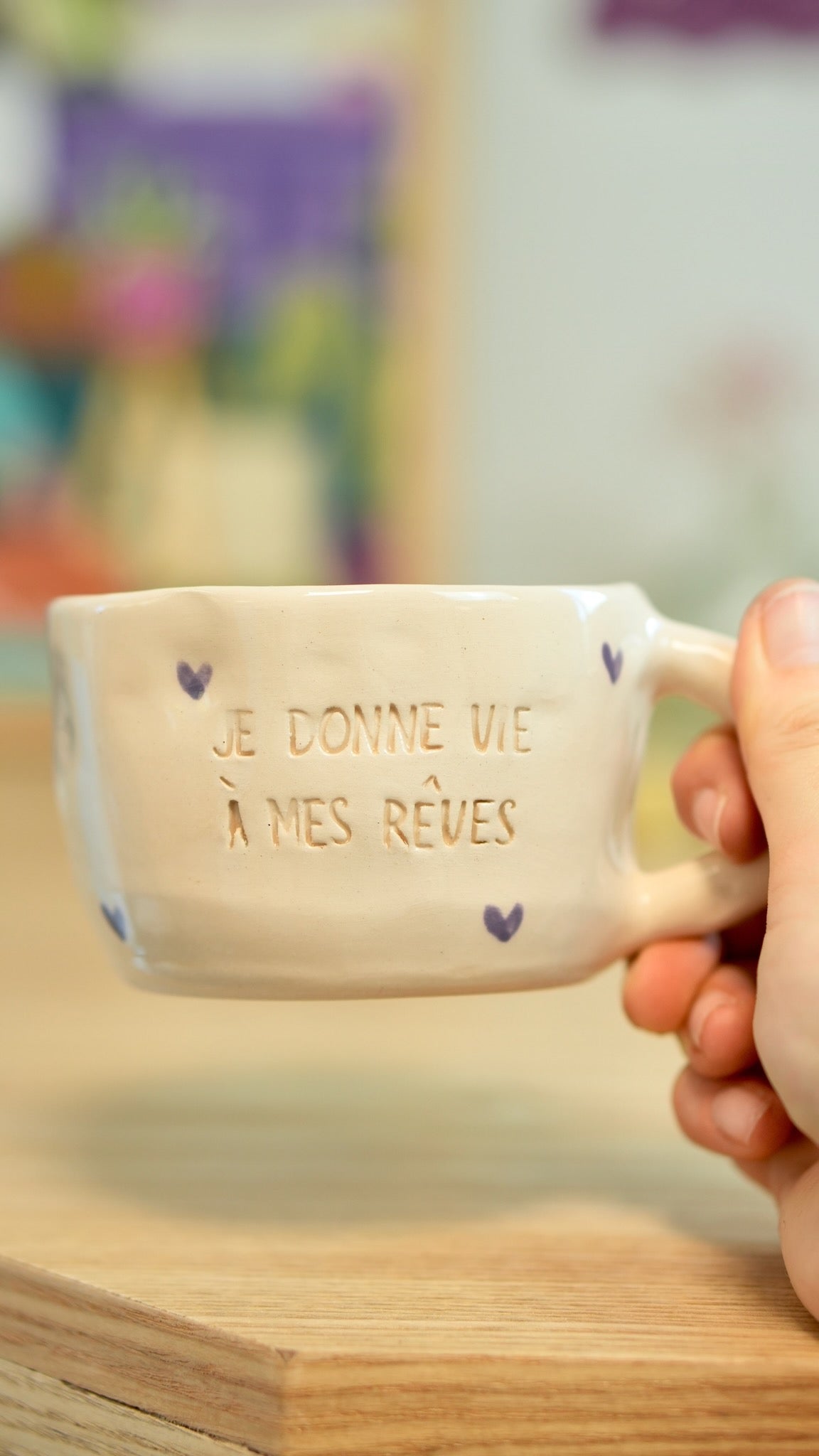 Tasse en céramique &quot;Je donne vie à mes rêves&quot; - violet